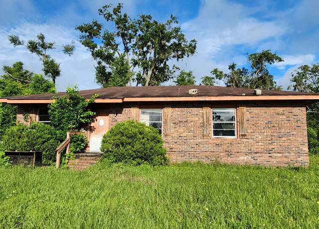 Property at 3753 NW 108th Ln, Jasper, FL 32052, 3 beds, 1 bath