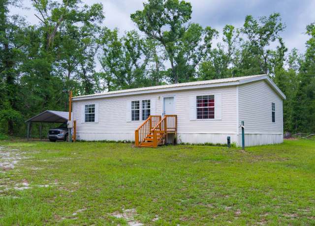 Property at 9441 133rd Dr, Live Oak, FL 32060, 3 beds, 2 baths