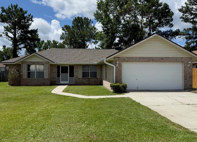 Property at 1172 SW Jamestown Gln, Lake City, FL 32025, 4 beds, 3 baths