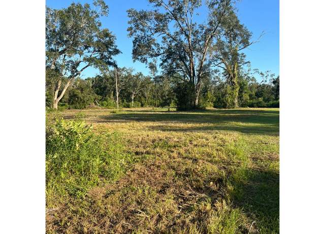 Property at 920 NW Baughn St, Lake City, FL 32055