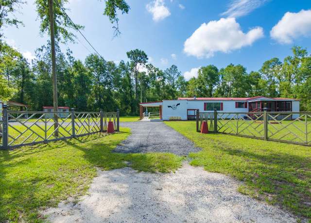 Property at 10024 County Road 136, Live Oak, FL 32060, 3 beds, 2 baths