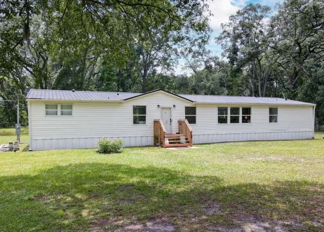 Property at 7916 162nd Trl, Live Oak, FL 32060, 3 beds, 2 baths