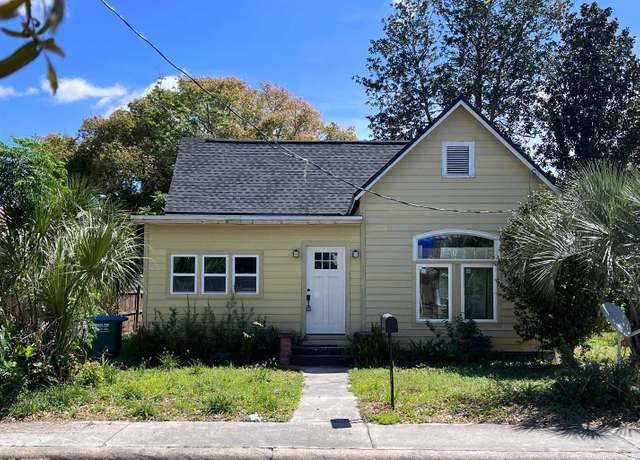 Property at 219 SE Hernando Ave, Lake City, FL 32025, 2 beds, 1 bath