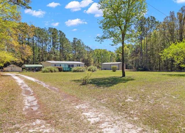 Property at 157 SE Downing Dr, High Springs, FL 32643, 3 beds, 2 baths