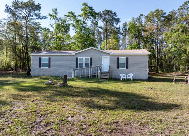 Property at 8342 152nd Ter, Live Oak, FL 32060, 3 beds, 2 baths