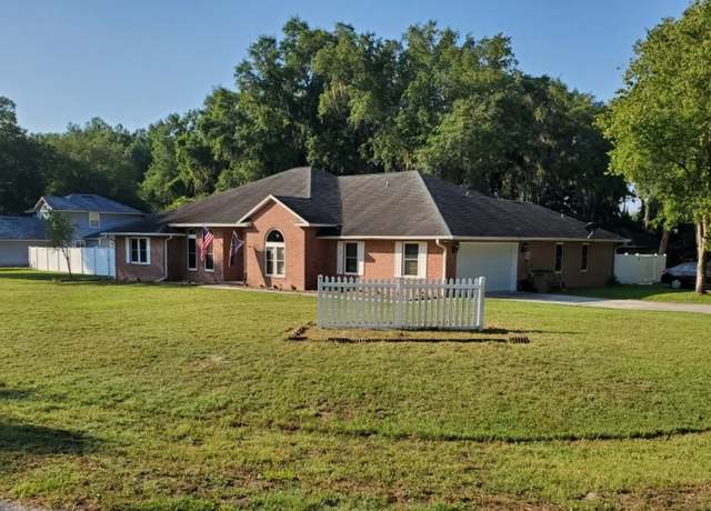 Property at 4206 NW Wisteria Dr, Lake City, FL 32055, 4 beds, 2.5 baths