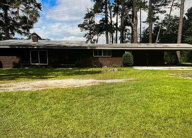 Property at 12665 161st Rd, Live Oak, FL 32060, 3 beds, 2.5 baths