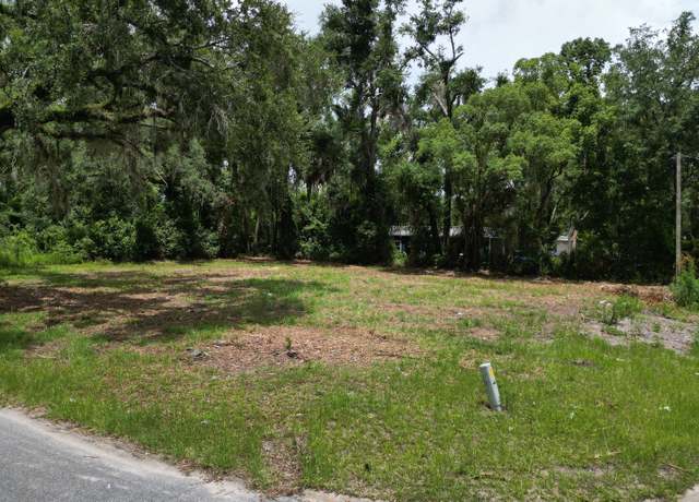Property at 1100 S Wilder St, Perry, FL 32348