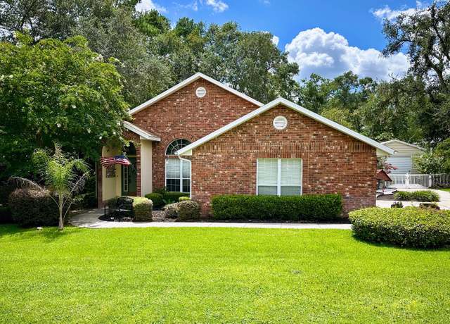 Property at 136 NW Kelly Lake Ct, Lake City, FL 32025, 3 beds, 2 baths