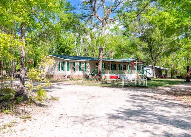 Property at 7430 213th Rd, Live Oak, FL 32060, 4 beds, 2 baths