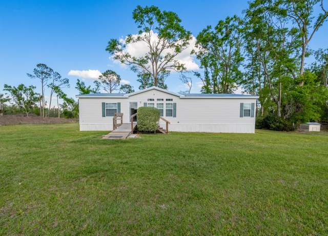 Property at 5844 153rd Rd, Live Oak, FL 32060, 3 beds, 2 baths