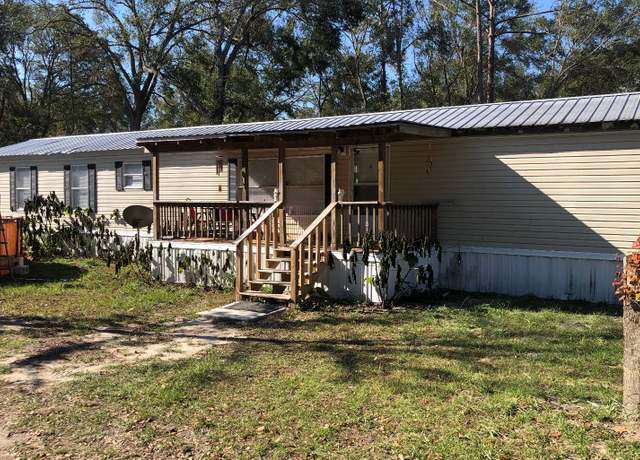 Property at 243 NE Wesley St, Mayo, FL 32066, 2 beds, 2 baths