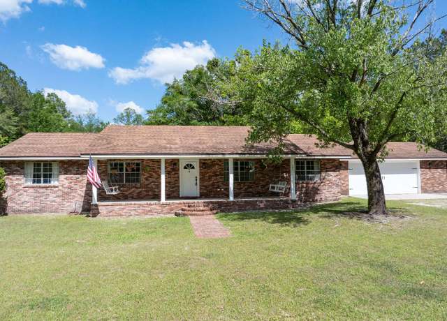 Property at 649 SW Walter Ave, Lake City, FL 32024, 3 beds, 2 baths