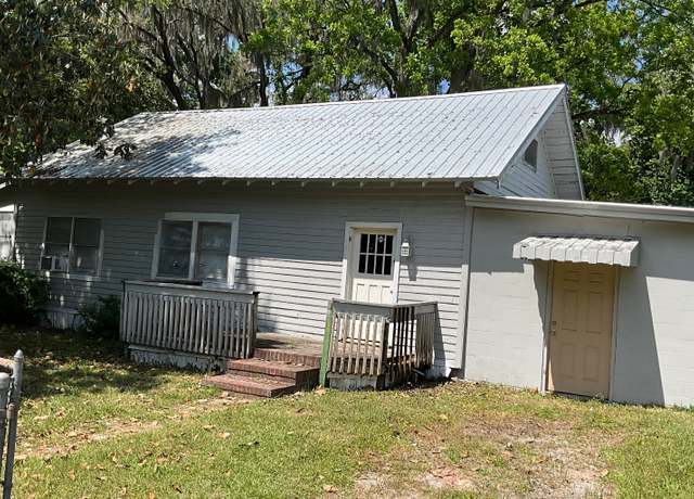 Property at 492 SE Lomond Ave, Lake City, FL 32055, 3 beds, 1 bath