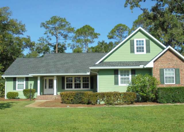 Property at 13712 86th Ter, Live Oak, FL 32060, 3 beds, 2.5 baths