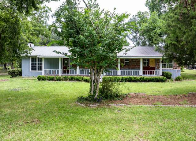 Property at 11793 108th Trl, Live Oak, FL 32060, 3 beds, 2 baths