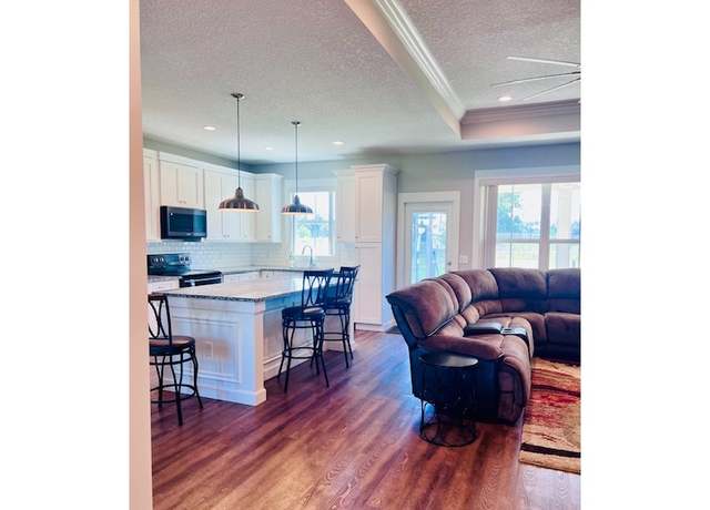 Property at 167 SW Beacon Way, Lake City, FL 32025, 3 beds, 2 baths
