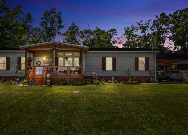Property at 12944 92nd Pl, Live Oak, FL 32060, 3 beds, 2 baths