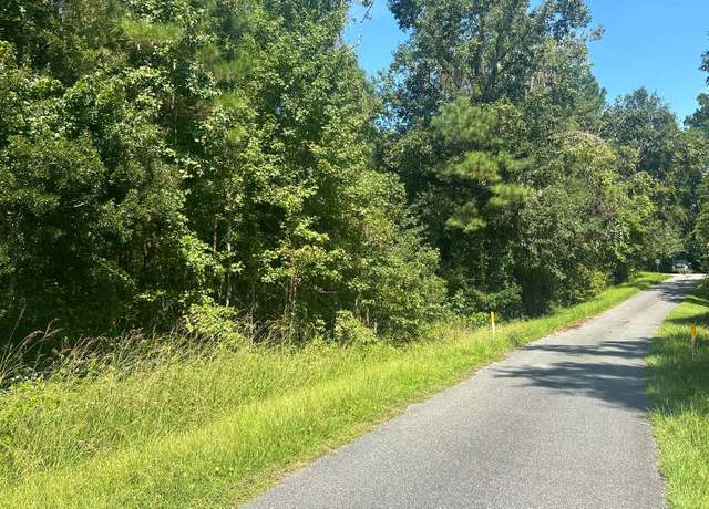 Property at 564 NW Brady Cir, Lake City, FL 32055