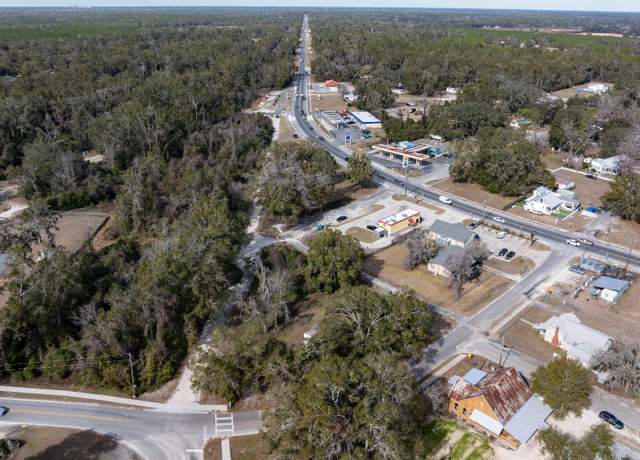 Property at 316 SW Cullen Ave, Fort White, FL 32038, 2 beds, 1 bath