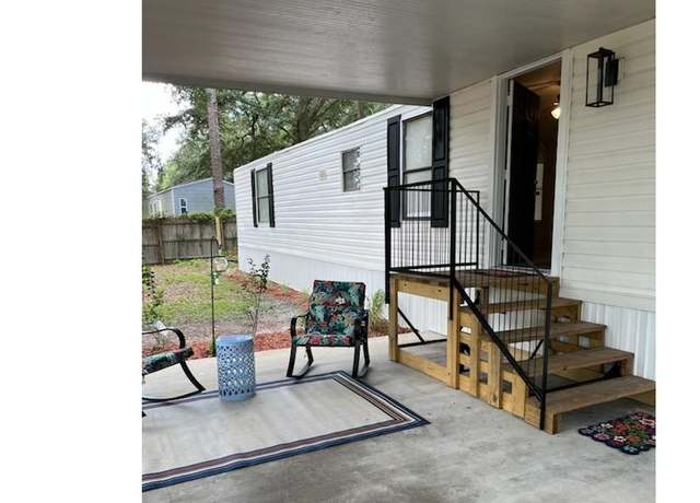 Property at 215 SW Jupiter Gln, Lake City, FL 32024, 3 beds, 2 baths
