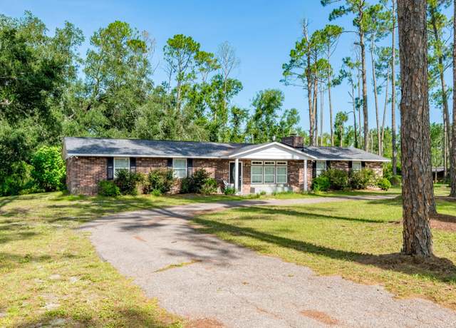 Property at 8885 145th Dr, Live Oak, FL 32060, 4 beds, 3 baths