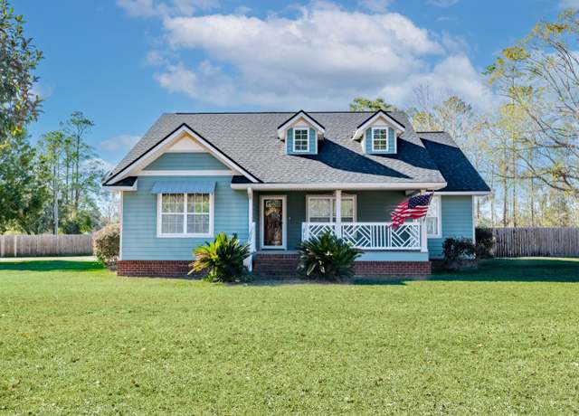 Property at 11711 108th Trl, Live Oak, FL 32060, 3 beds, 2 baths