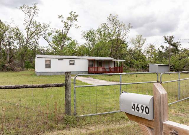 Property at 4690 183rd Rd, Live Oak, FL 32060, 2 beds, 1 bath