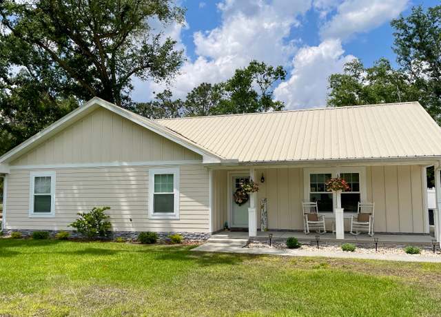 Property at 9403 141st Dr, Live Oak, FL 32060, 3 beds, 2 baths