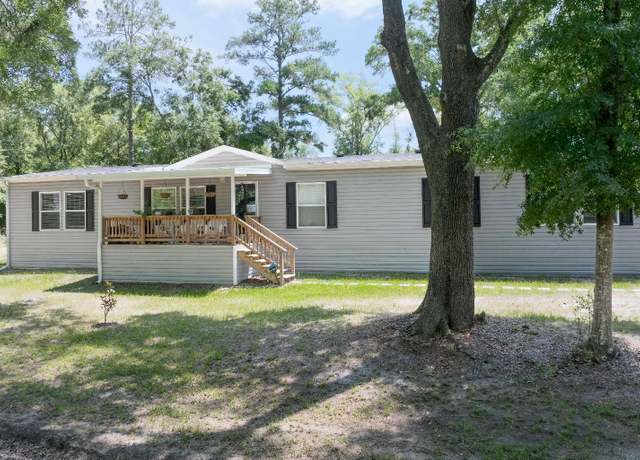 Property at 2203 NW Turner Ave, Lake City, FL 32055, 4 beds, 2 baths