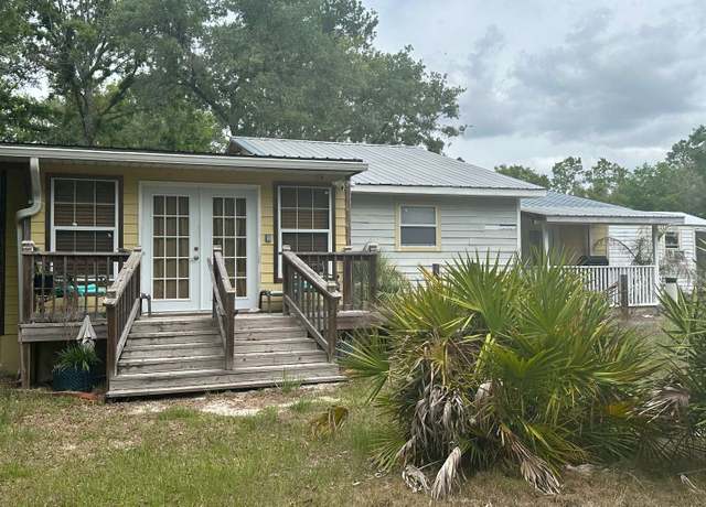 Property at 22645 45th Dr, Lake City, FL 32024, 2 beds, 2.5 baths