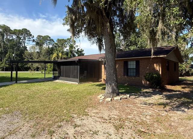 Property at 690 NW Alabama Ter, Lake City, FL 32025, 3 beds, 1 bath