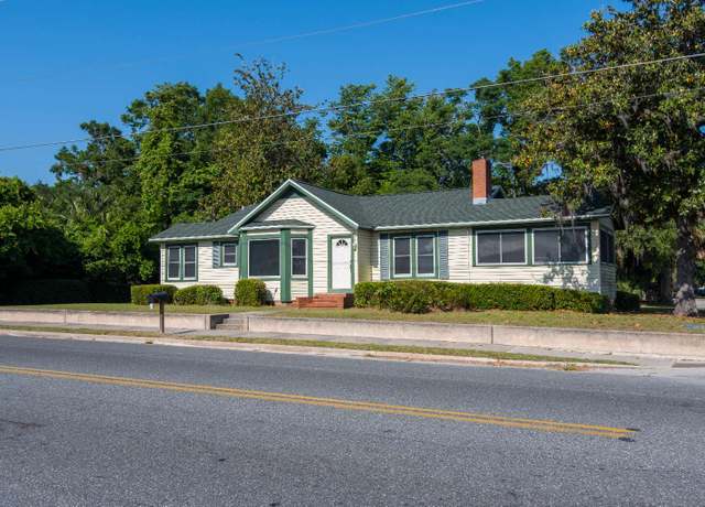 Property at 176 NW Lake Jeffery Rd, Lake City, FL 32055, 3 beds, 1.5 baths