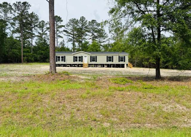 Property at 17037 49th Dr, Wellborn, FL 32094, 4 beds, 2 baths