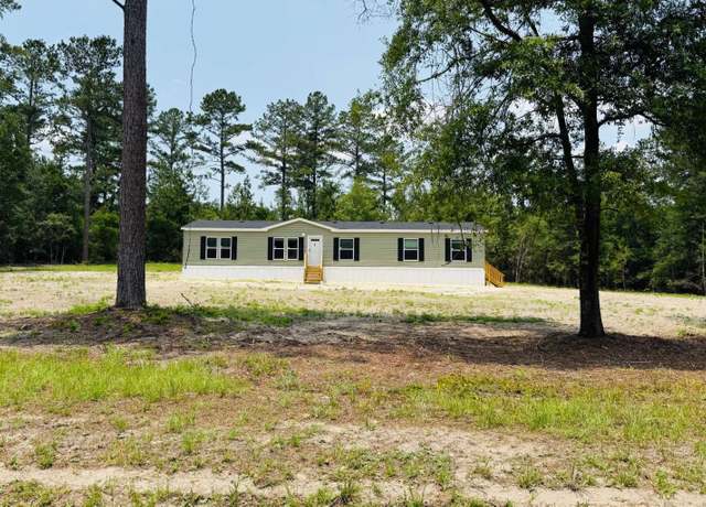 Property at 17037 49th Dr, Wellborn, FL 32094, 4 beds, 2 baths