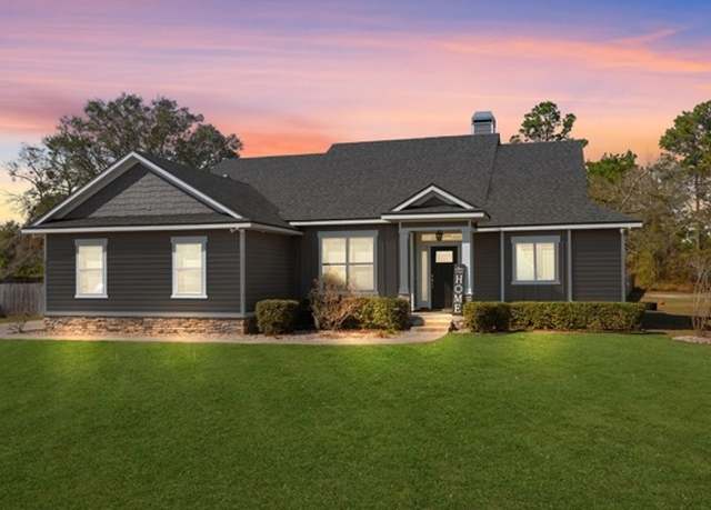 Property at 312 SW Granite Ct, Lake City, FL 32024, 4 beds, 2 baths