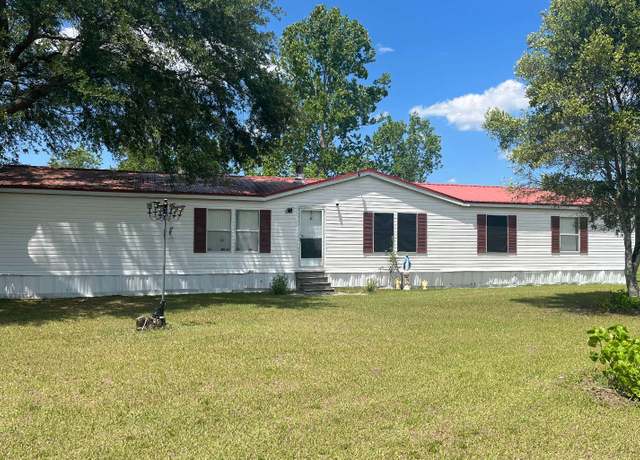 Property at 427 SW Sunny Acres Gln, Lake City, FL 32024, 4 beds, 3 baths
