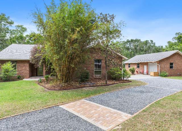 Property at 260 NW Lona Loop, Lake City, FL 32024, 3 beds, 2.5 baths