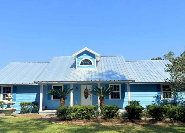 Property at 8959 240th St, Obrien, FL 32071, 3 beds, 2 baths