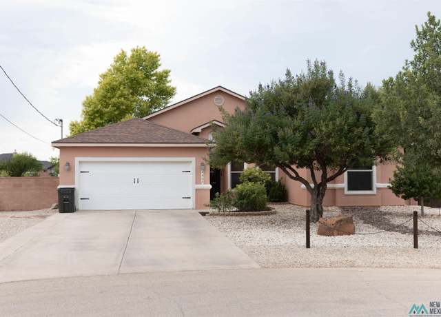 Property at 4009 S Doc Holliday Ct, Carlsbad, NM 88220, 4 beds, 2 baths