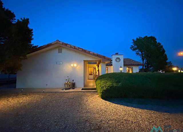 Property at 4705 Thunderbird Rd, Roswell, NM 88201, 3 beds, 2 baths