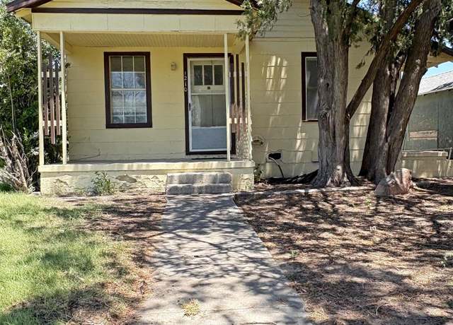 Property at 1210 N Cochran St, Hobbs, NM 88240, 2 beds, 1 bath