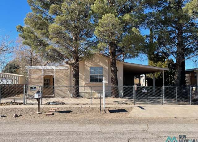 Property at 3118 Las Cruces St, Deming, NM 88030, 2 beds, 2 baths