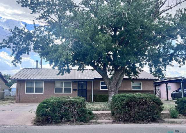 Property at 1020 Beta St, Clovis, NM 88101, 3 beds, 1 bath