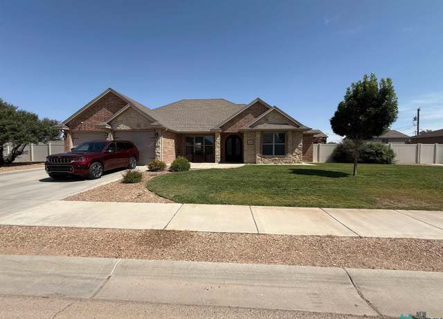 Property at 2408 W Mann Ave, Artesia, NM 88210, 4 beds, 2 baths