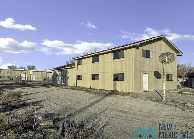 Property at 806 E Rancho Rd, Hobbs, NM 88240