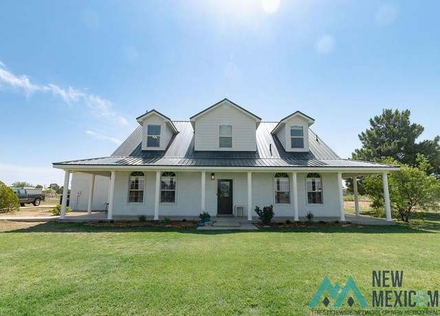 Property at 5102 Tierra Bonita Rd, Carlsbad, NM 88220, 5 beds, 2.5 baths