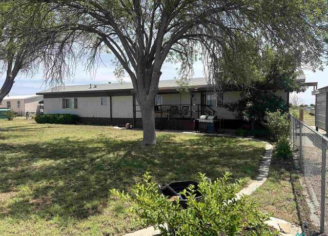 Property at 6004 S Bronco Dr, Hobbs, NM 88240, 2 beds, 2 baths