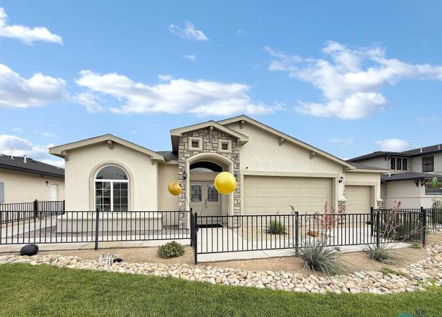 Property at 1429 W Breeze, Hobbs, NM 88240, 4 beds, 2 baths