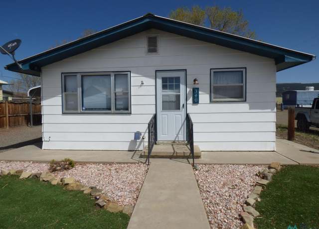 Property at 340 E 3rd Ave, Raton, NM 87740, 1 bed, 1 bath